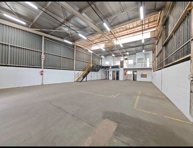 379M² WAREHOUSE TO LET IN SELBY